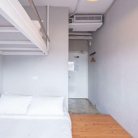 May Rooms Taipei Main Station Bagian luar foto